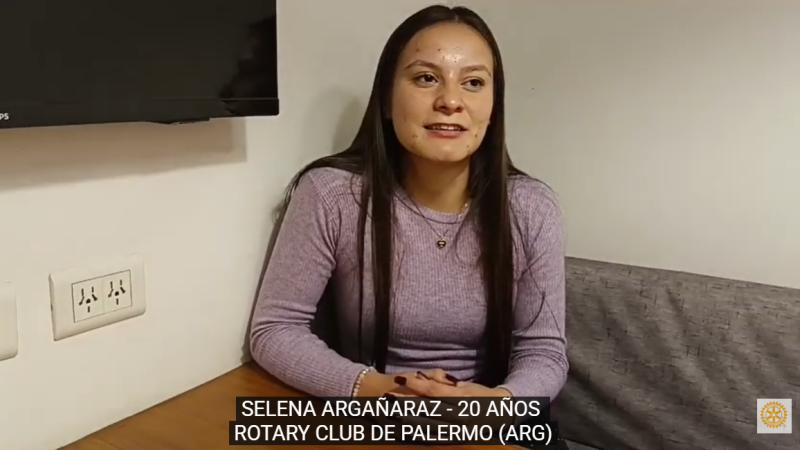 Entrevista a Selena Argañaraz quien nos cuenta su paso en el RYLA thumbnail